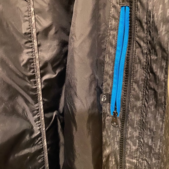 Columbia Sportswear 2-in-1 Jacket - Picture 9 of 9